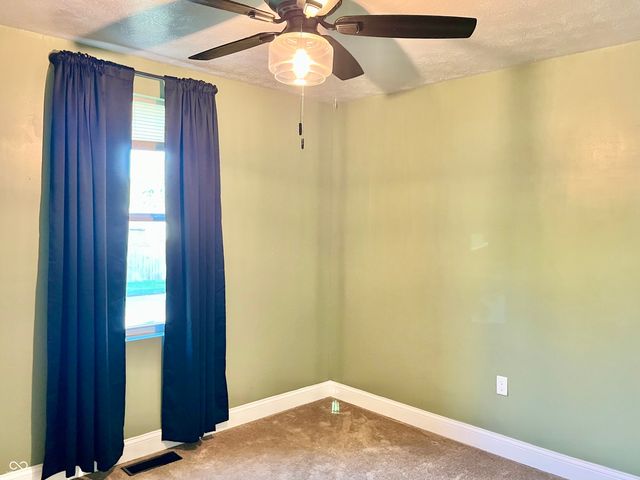 1123 Washington Street, Hope, IN 47246