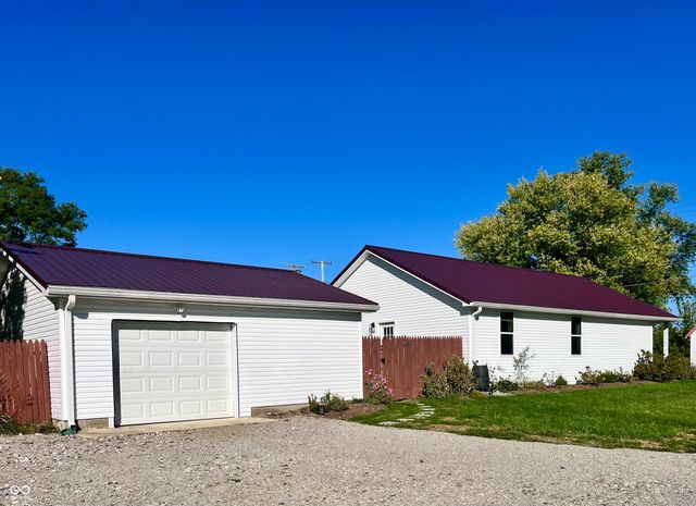 1123 Washington Street, Hope, IN 47246