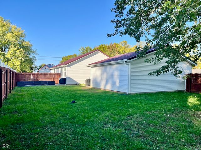 1123 Washington Street, Hope, IN 47246