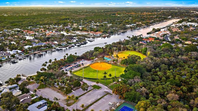 1930 Service Road, North Palm Beach, FL 33408