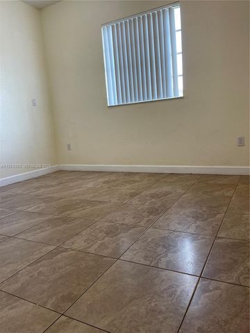 8500 SW 150th Ave 3, Miami, FL 33193