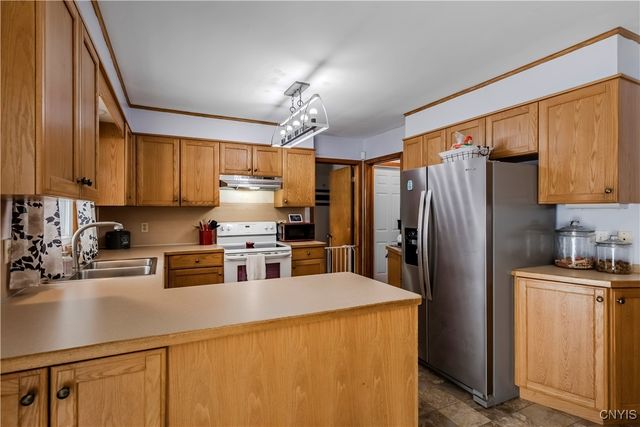 902 Mckinley Avenue, Rome, NY 13440