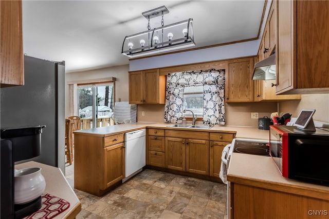 902 Mckinley Avenue, Rome, NY 13440