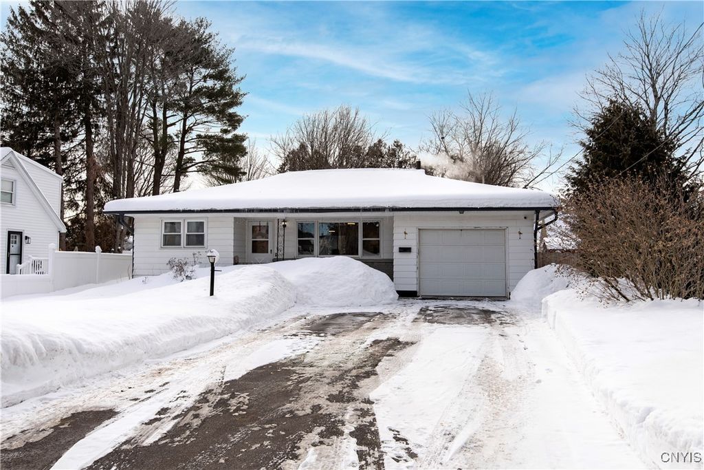 902 Mckinley Avenue, Rome, NY 13440