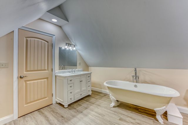 35 Mad River Road, Campton, NH 03223