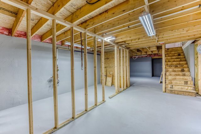 35 Mad River Road, Campton, NH 03223