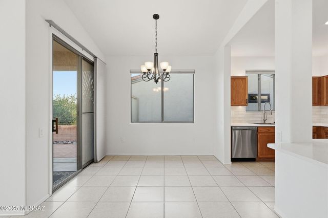 4751 S Longmore Drive, Green Valley, AZ 85622