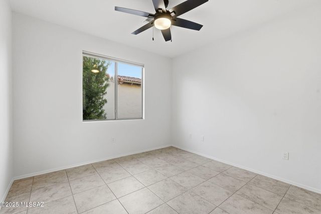 4751 S Longmore Drive, Green Valley, AZ 85622