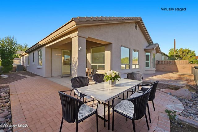 4751 S Longmore Drive, Green Valley, AZ 85622