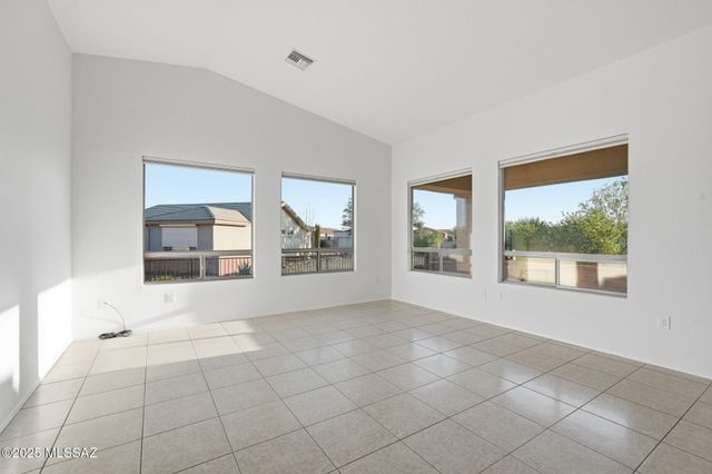 4751 S Longmore Drive, Green Valley, AZ 85622