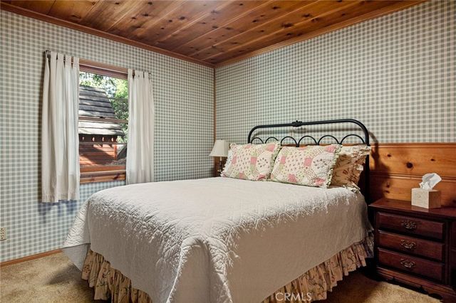 144 Marshall Road, Lake Arrowhead, CA 92352