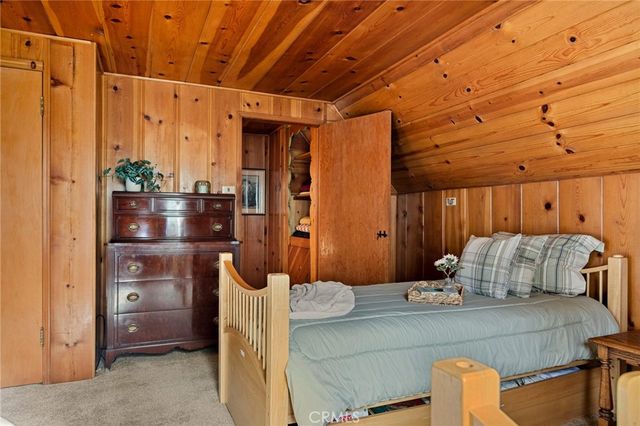 144 Marshall Road, Lake Arrowhead, CA 92352