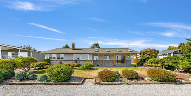 8059 Comox Road, Blaine, WA 98230