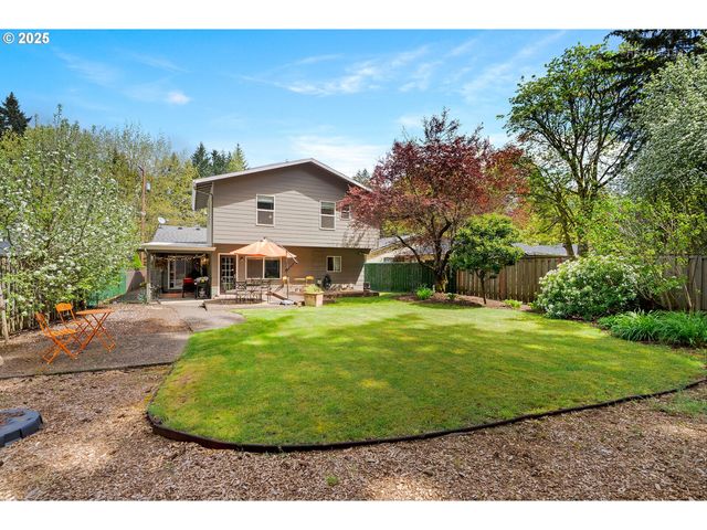 16229 Sw LAKE FOREST Blvd, Lake Oswego, OR 97035