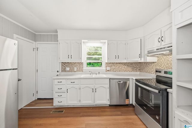 1408 29TH AVENUE N, Hueytown, AL 35023