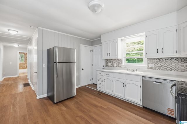 1408 29TH AVENUE N, Hueytown, AL 35023