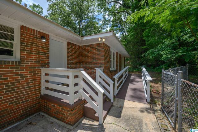 1408 29TH AVENUE N, Hueytown, AL 35023