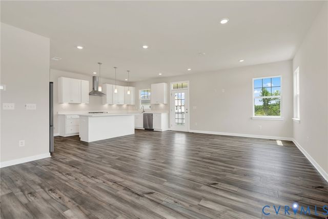 15912 Greenhart Dr, Chesterfield, VA 23832