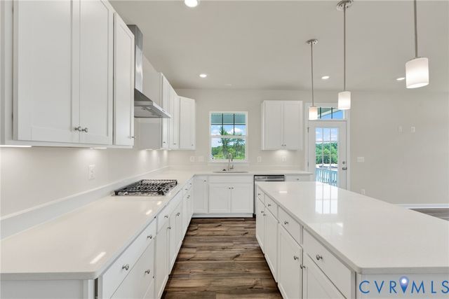 15912 Greenhart Dr, Chesterfield, VA 23832