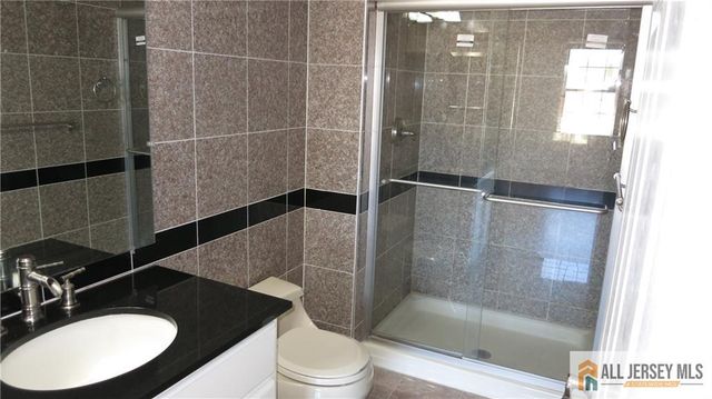 363 Lancaster Court, Piscataway, NJ 08854