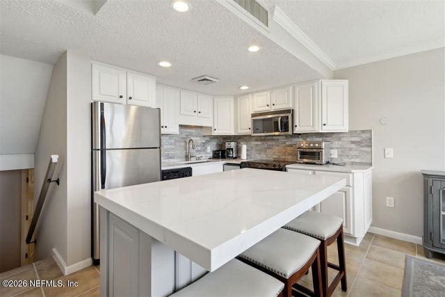 1165 BEACH WALKER Road, Fernandina Beach, FL 32034