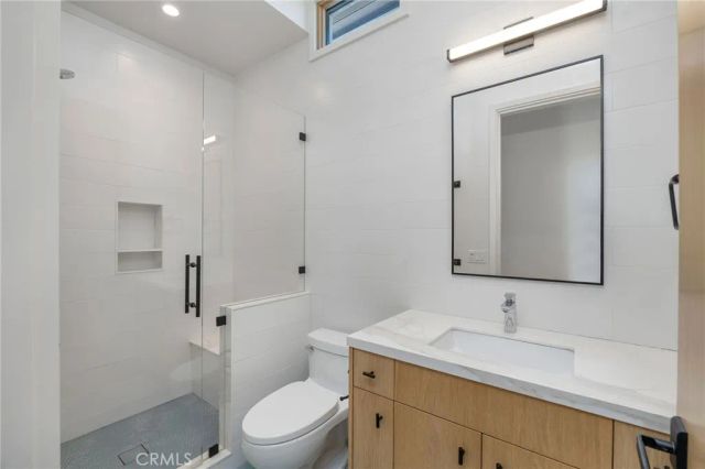 1120 7th, Hermosa Beach, CA 90254