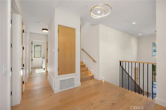 1120 7th, Hermosa Beach, CA 90254
