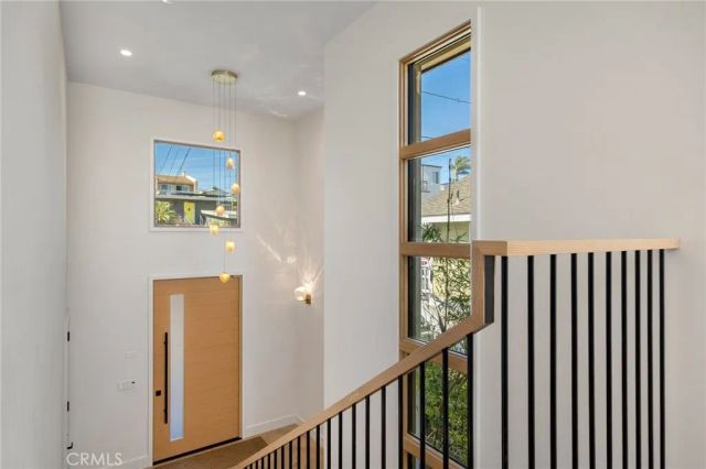 1120 7th, Hermosa Beach, CA 90254