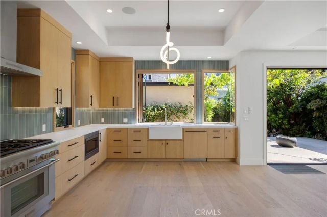 1120 7th, Hermosa Beach, CA 90254