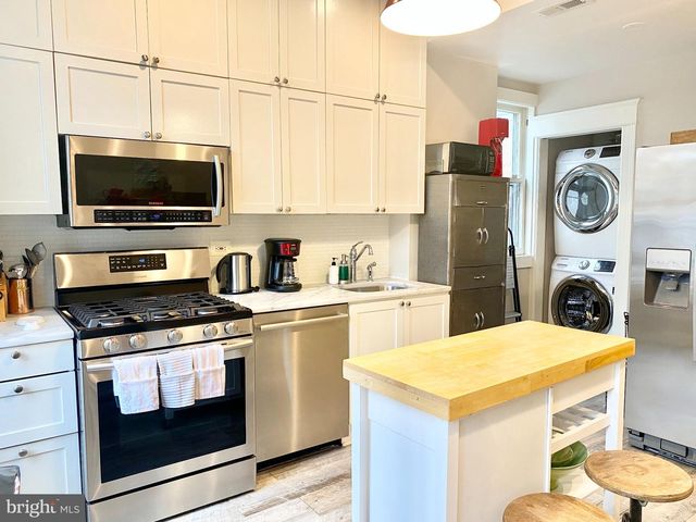 1351 A ST NE, Washington, DC 20002