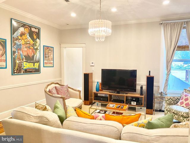 1351 A ST NE, Washington, DC 20002