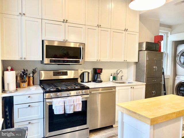 1351 A ST NE, Washington, DC 20002