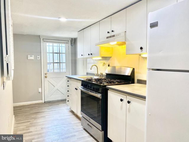 1351 A ST NE, Washington, DC 20002