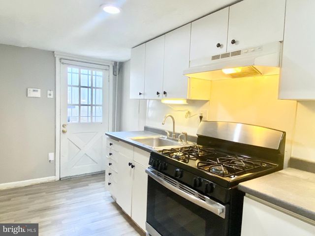 1351 A ST NE, Washington, DC 20002