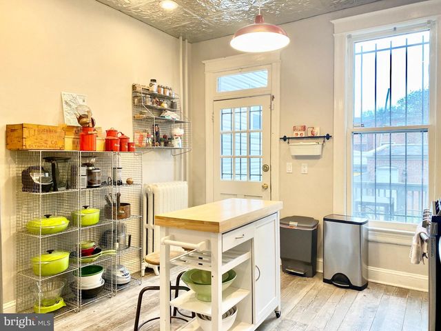 1351 A ST NE, Washington, DC 20002