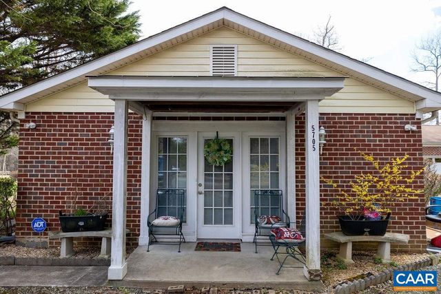 5705 LOUISA RD, Keswick, VA 22947