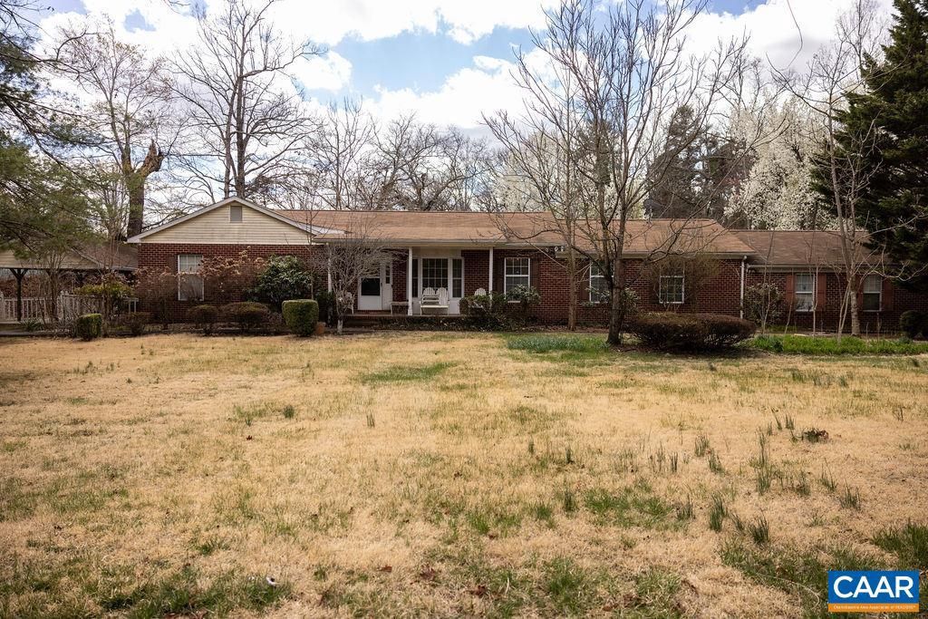 5705 LOUISA RD, Keswick, VA 22947