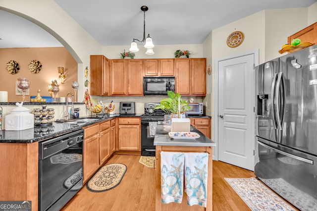 6290 Elmshorn Way, Alpharetta, GA 30004