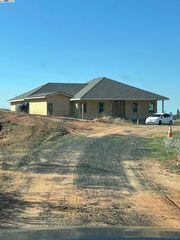 1958 Lumpkin Rd, Oroville, CA 95966