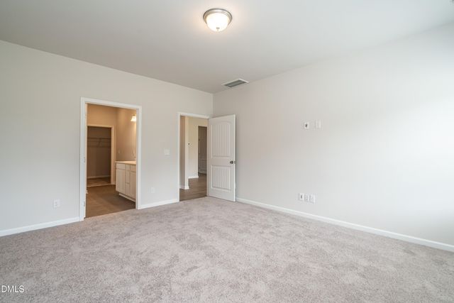 194 E American Marigold Drive, Benson, NC 27504