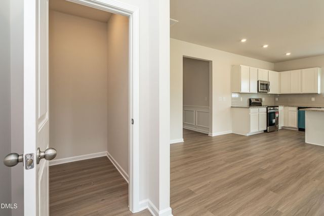 194 E American Marigold Drive, Benson, NC 27504