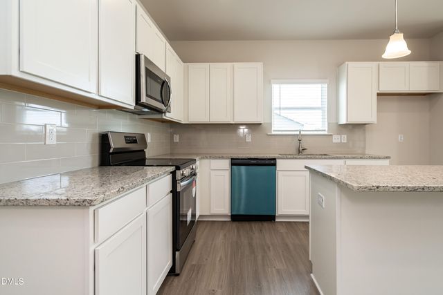 194 E American Marigold Drive, Benson, NC 27504