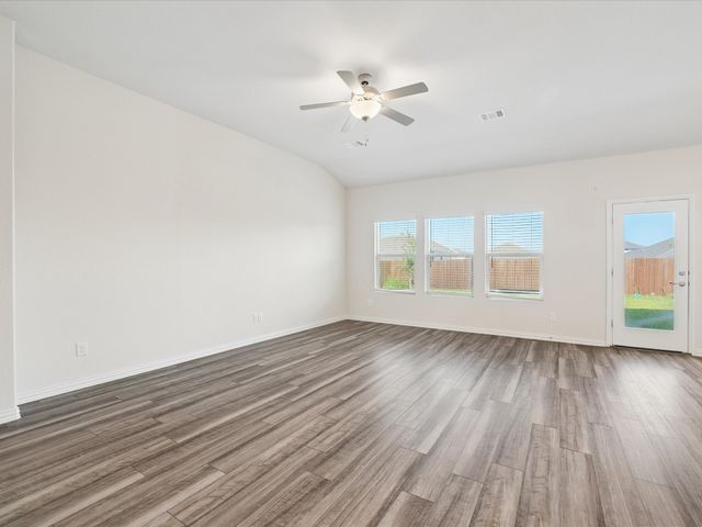 10529 Tuxinaw Trail, Fort Worth, TX 76179