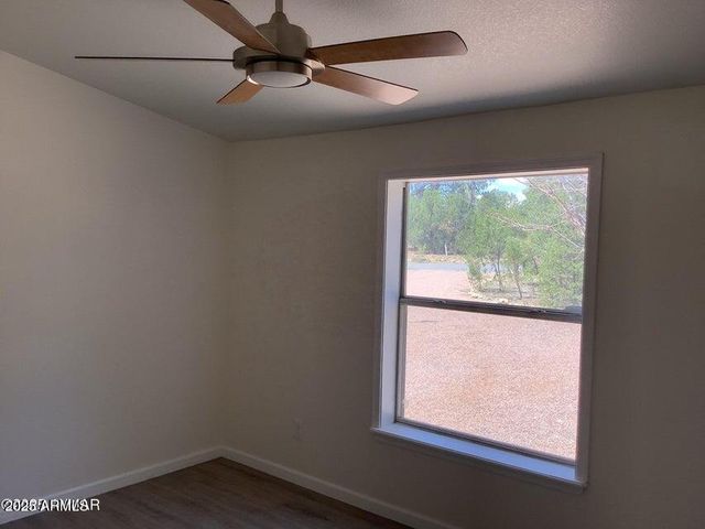 3149 TONTO Drive, Overgaard, AZ 85933