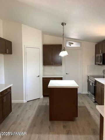 3149 TONTO Drive, Overgaard, AZ 85933