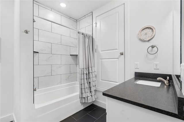 1200 Whistler Street, Bentonville, AR 72713