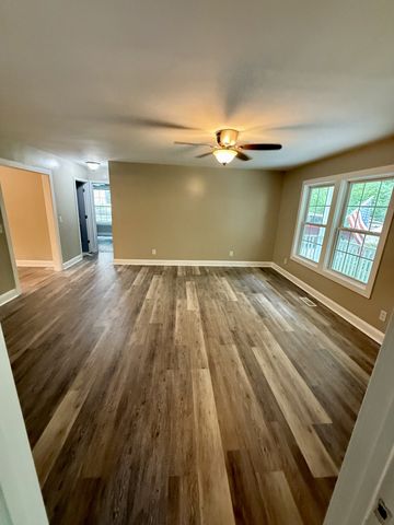 6 Mason Ln, Brush Creek, TN 38547