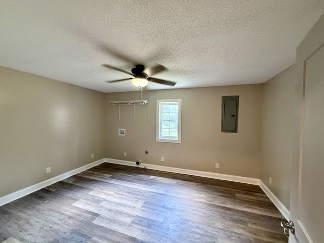 6 Mason Ln, Brush Creek, TN 38547