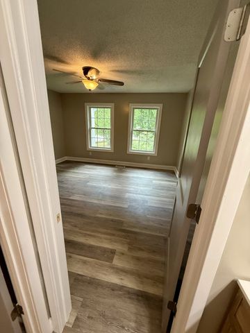 6 Mason Ln, Brush Creek, TN 38547