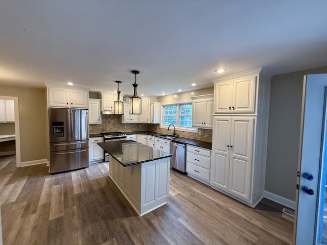 6 Mason Ln, Brush Creek, TN 38547